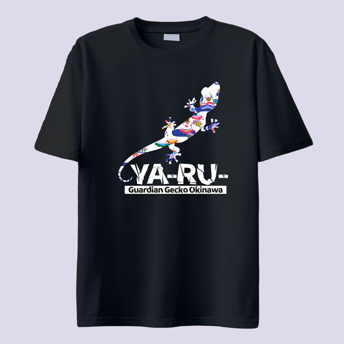 YA-RU- ヤールー紅型 ホワイト / 黒T (Gardian Gecko Bingata)